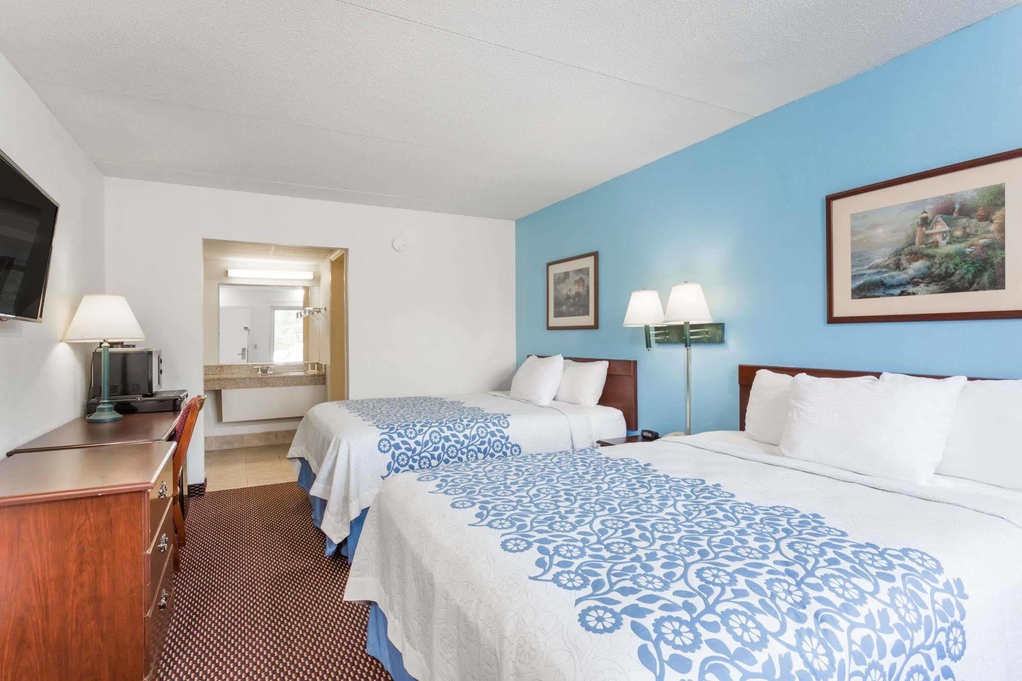 Hamilton Inn Jonesville I-77 Exterior foto